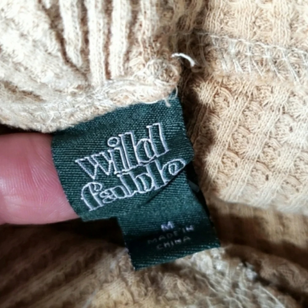Wild Fable Cropped Hooded Sweater - Medium - Nwt - Picture 3 of 7
